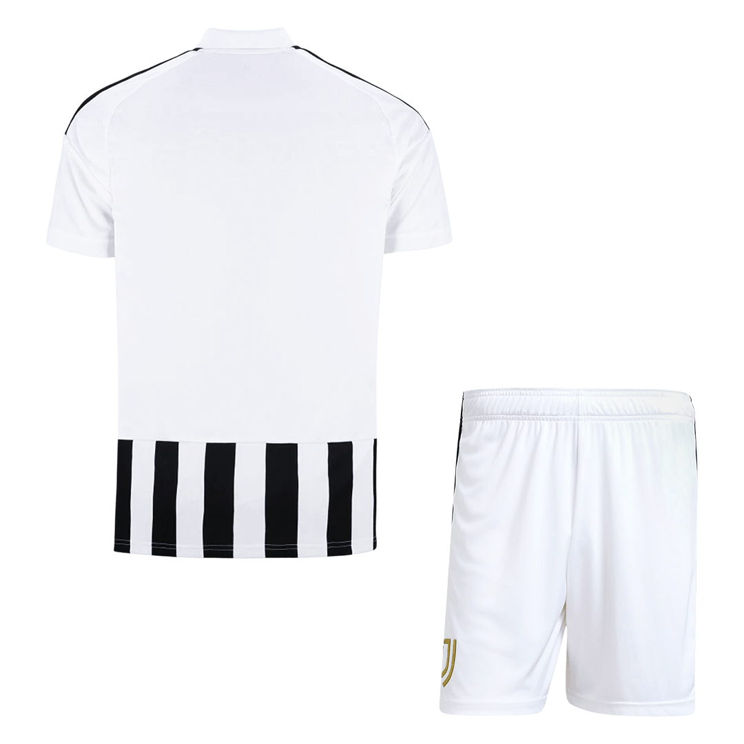 Juventus Koduvorm Jalgpallikomplekt 2026/27